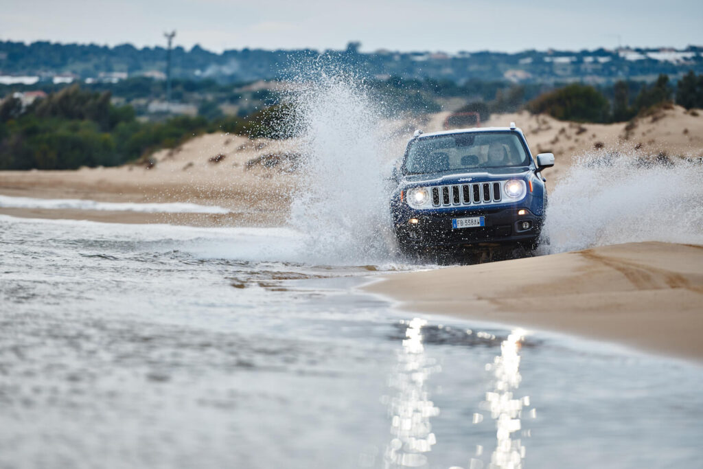 , Jeep Renegade najlepszym „Samochodem Terenowym 4&#215;4 Roku 2016”