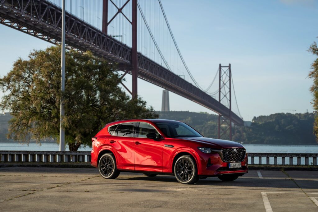 Nowa Mazda CX-60